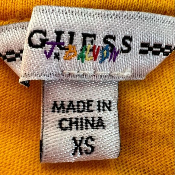 Guess X J. Balvin VIBRAS Graphic Cropped T-Shirt Bright Orange Yellow Rare XS - Picture 6 of 6